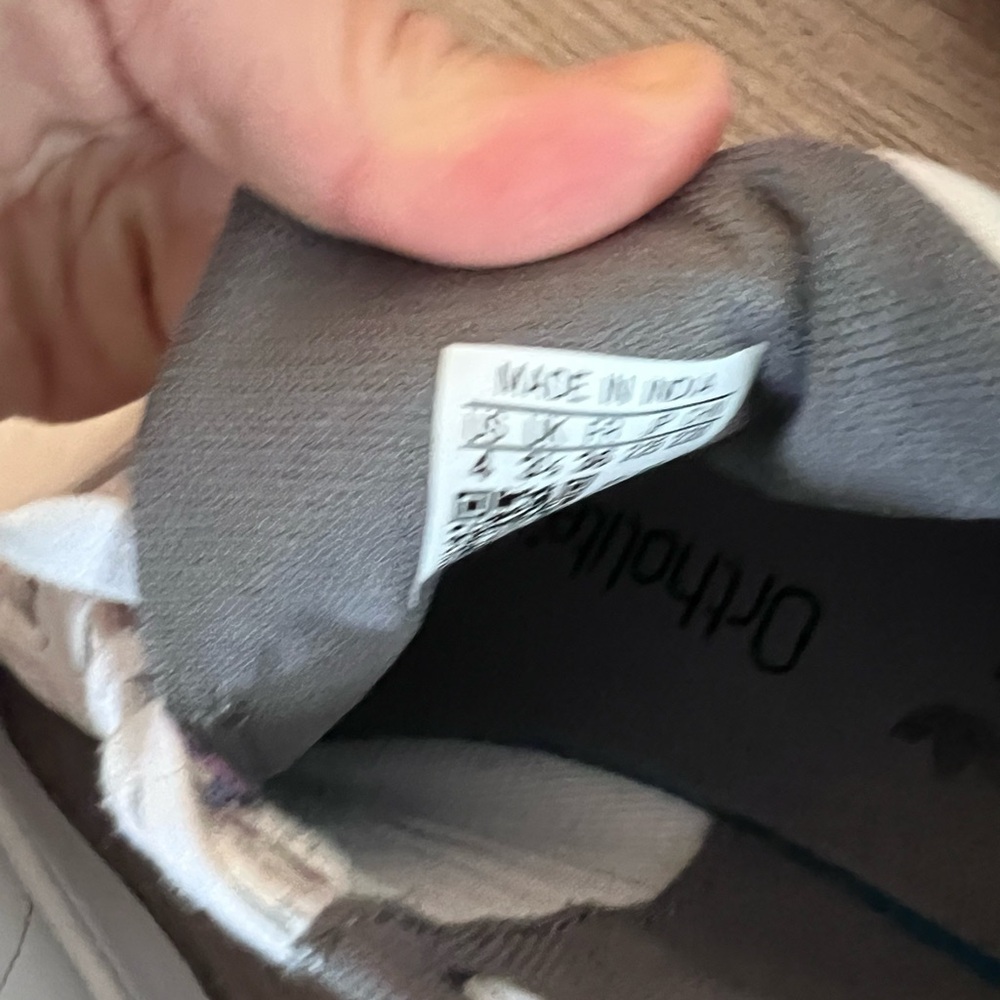 Stan Smiths - Picture 2 of 5